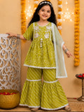 GIRL KURTI SHARARA AND DUPATTA SET-S1338