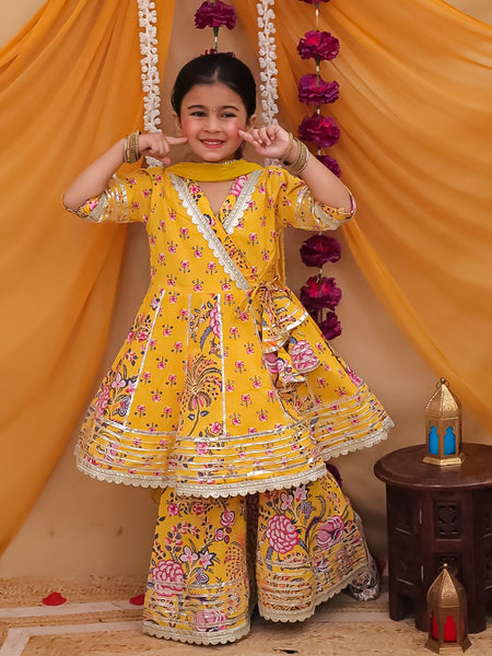 KURTI SHARARA AND DUPATTA SET-S626