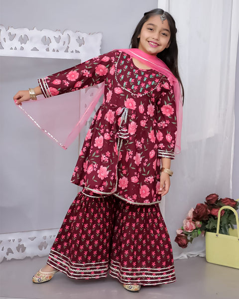 KURTI SHARARA AND DUPATTA SET-S2399