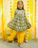 NYRA CUT KURTI PATIALA AND DUPATTA SET-S161